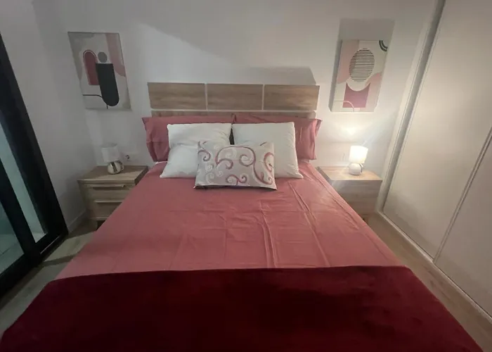 Coqueto Y Acogedor Piso En Poniente